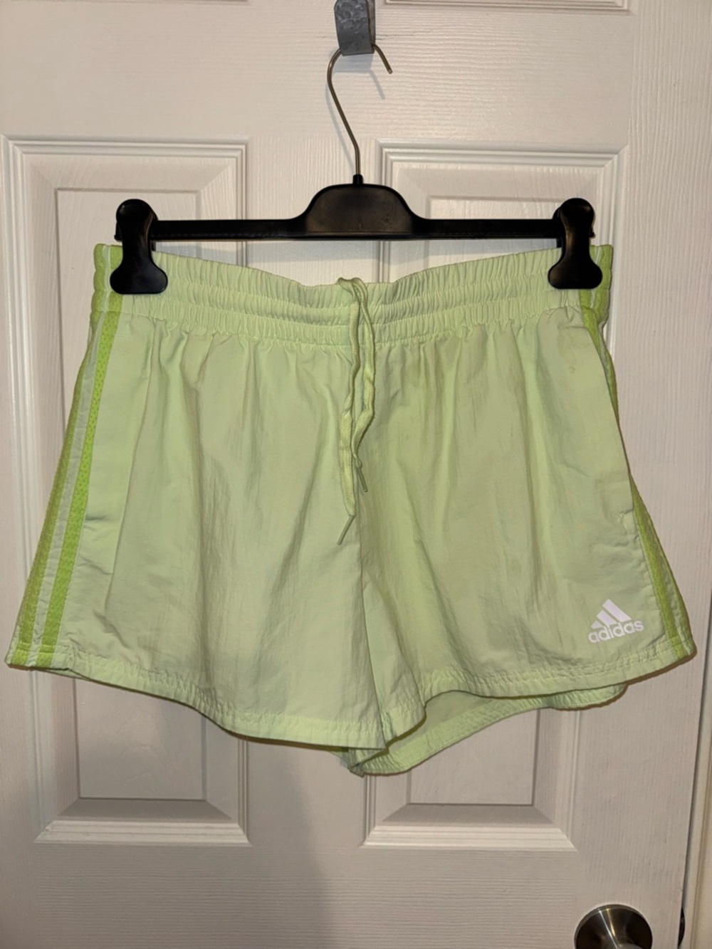 Adidas Women’s Pale Lime Athletic Shorts Sz-L